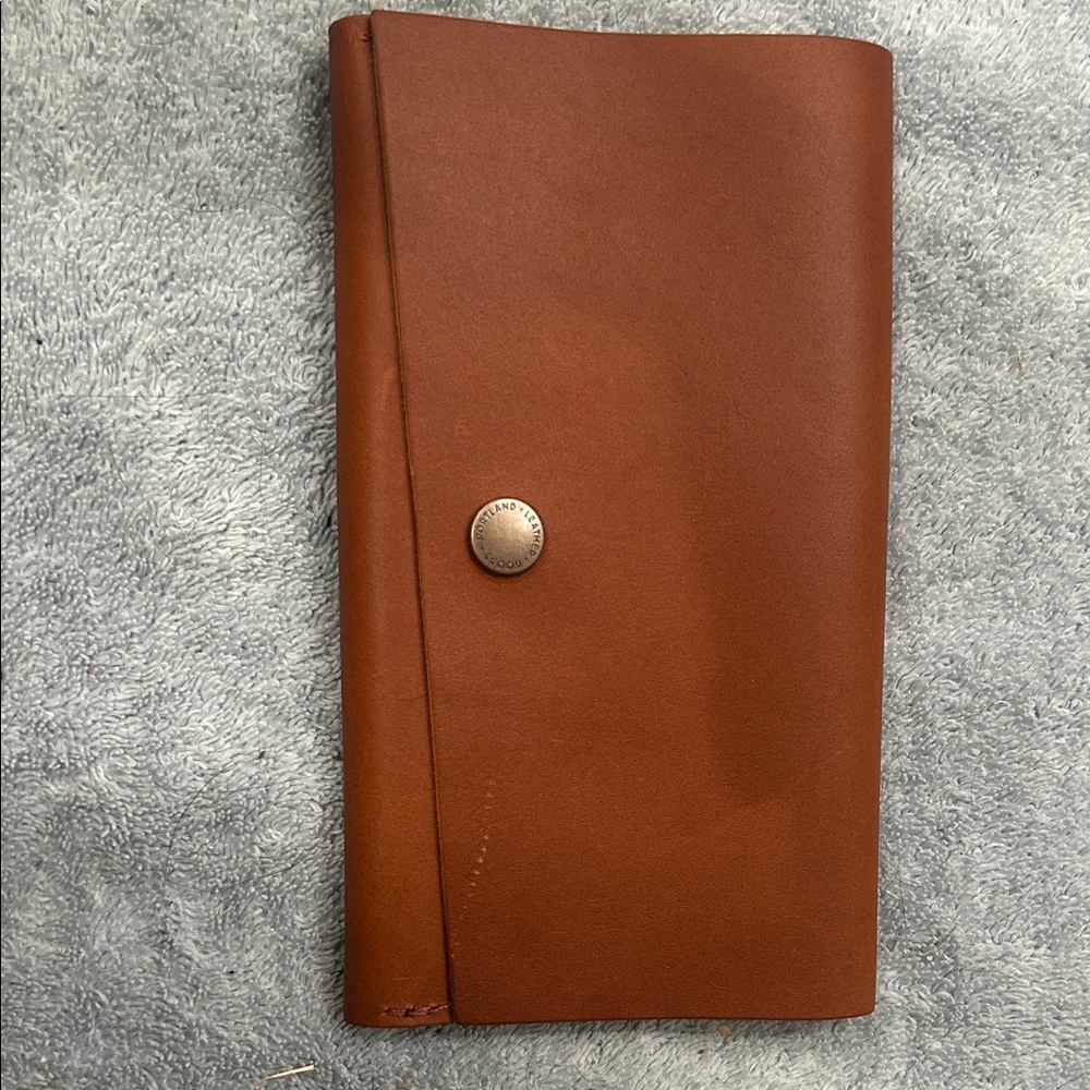(NWOT) Portland Leather Brown Wallet